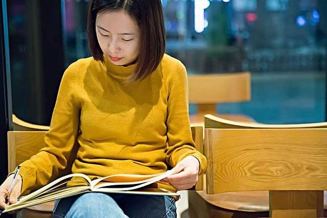 【你的育儿经】产后精神差、脾气爆、瘦身慢？宝妈别急，赶紧试一下这4个方面