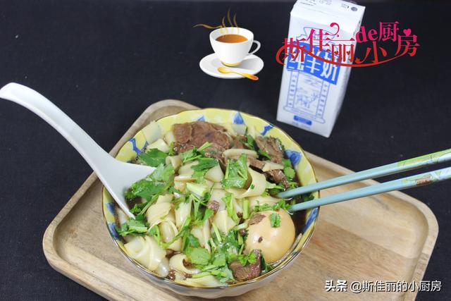 天冷儿子就馋这早餐，我家每周必吃3次，每次煮一大锅连汁都不剩