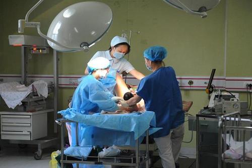 有点甜儿|这4类产妇,在分娩的过程中要比普通人更痛,尽早避免少吃苦头