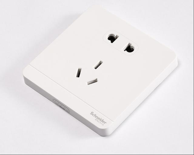 开关插座哪个品牌好？让人困惑的“十大开关品牌”，你会选吗？