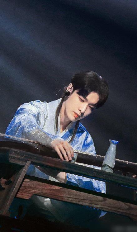 青春你太痘了|张艺兴发长文告别《我是唱作人2》，真诚对待音乐的热爱让人动容