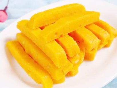 【超级宝妈】红枣泥蒸糕，3种食材轻松搞定，好吃易消化，宝宝补血就这么吃