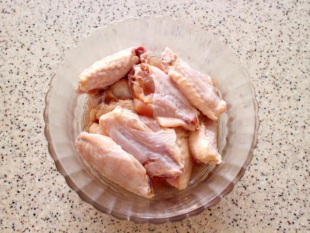 每次做这道菜，筷子就没离开过，入味又解馋，好吃到停不下来