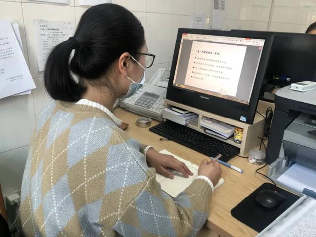 #你的育儿经#严格防控 筑牢病毒隔断屏障—县同和幼儿园全力做好疫情防控开学前消毒工作