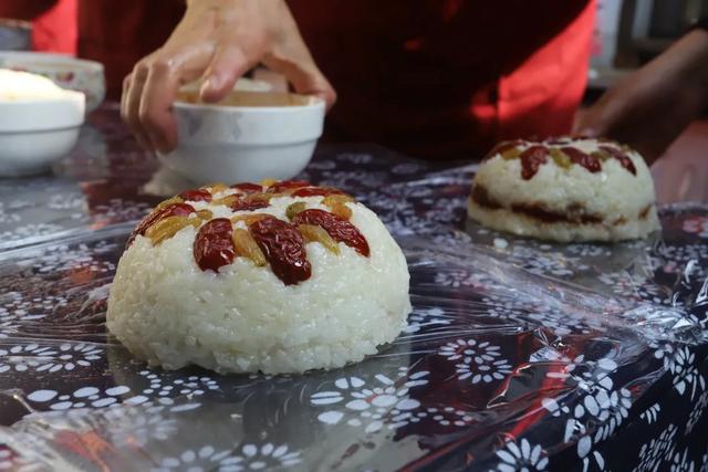 八宝饭|米道老好额！金山外婆们的传统八宝饭，制作手法大公开→