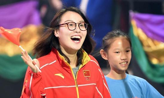 你的育儿经■从小被父母夸奖的孩子长大更自信?心理学家:用对方法夸才有效