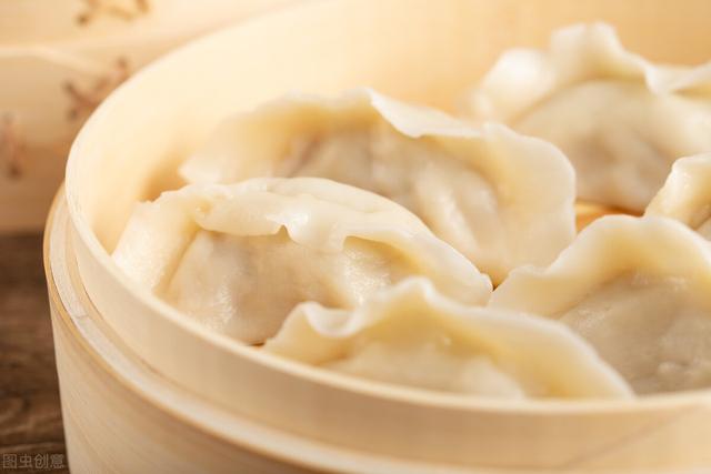 调萝卜馅，用盐杀水还是下锅焯水？牢记2个技巧，味道鲜香不出水