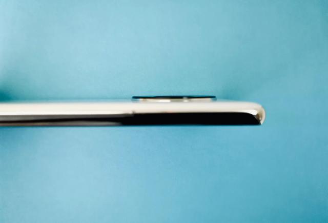 韭菜体验：加价1000元的华为Mate 40Pro釉白色开箱