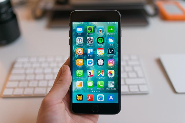 64GB淘汰倒计时？苹果13开始曝光，首次支持1TB内存