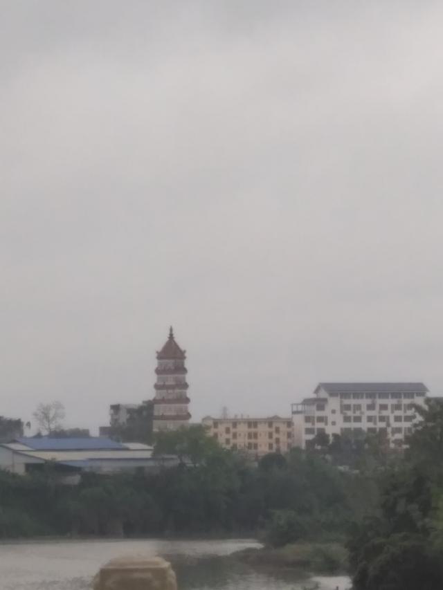 风雨桥头听风雨