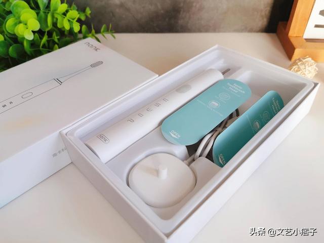 南卡Shiny电动牙刷，开启洁牙新时代