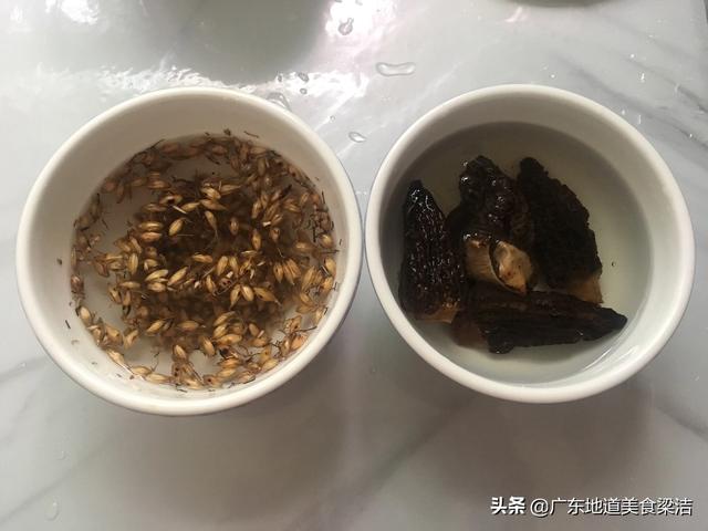 [超级宝妈]广东靓汤羊肚菌炖瘦肉味道鲜香，小孩多喝身体棒，我的育儿日记