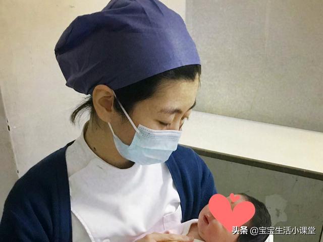 超级宝妈▲“生宝宝必备品未带”！30岁广州妈妈被医院护士拒之门外