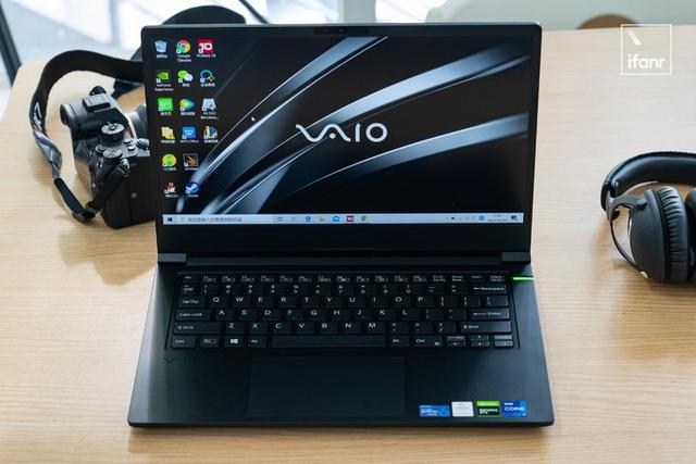 VAIO 侍 14 体验：关于把笔记本做轻量这件小事