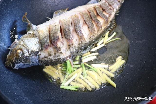 冬季这菜便宜又好吃，炖鱼汤放一点，清甜又温暖，试试吧