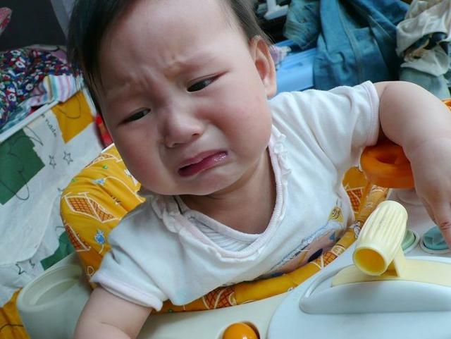 「你的育儿经」这3种辅食家长还在给孩子吃，损伤脾胃没营养，医生怒斥：无知