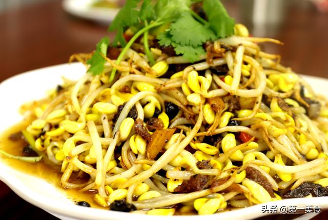 酒店畅销菜，鱼罐头配豆芽炒2分钟就成菜！超好吃