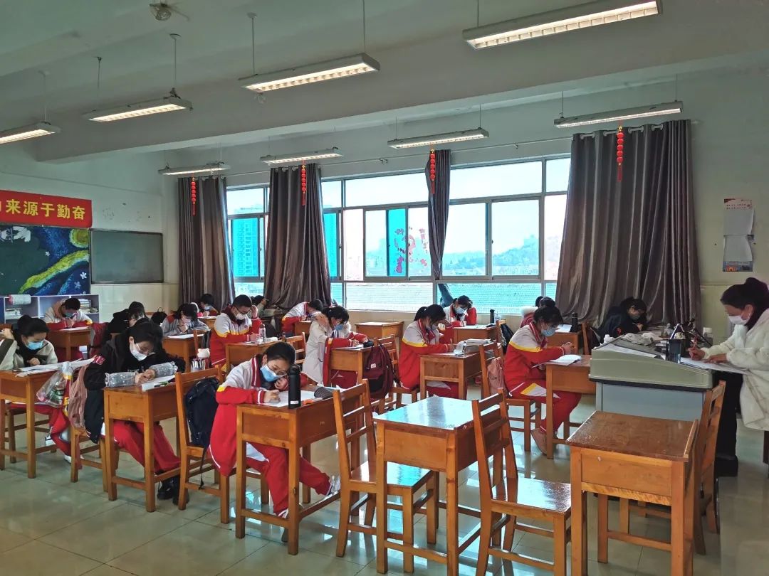 暖先生格调@家长注意了！学生返校要这样（这个省做了示范）