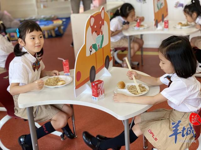 超级宝妈|“不少孩子都长高了！”广州约26.7万小萌娃今天返园，有孩子兴奋得睡不着