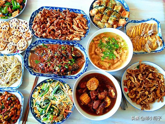 山东一家7口的生日宴，在朋友圈炸了，网友：看饿了，求蹭饭