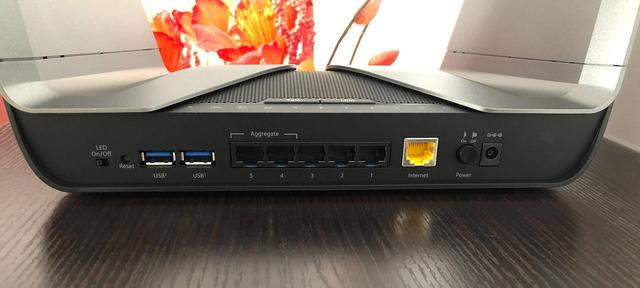 划破wifi6时代的夜鹰：网件RAX80 AX6000路由器
