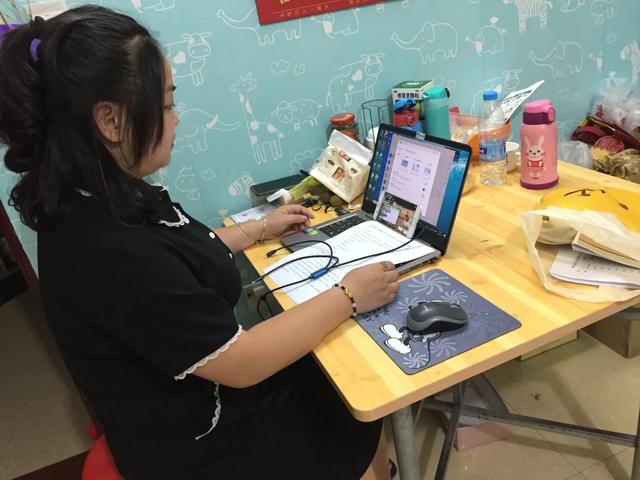 你的育儿经|德化：「学前教育宣传月」相约云端，“疫”路同行——第三实验幼儿园召开家长学校讲座暨家长会活动