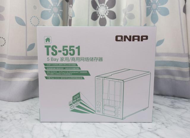 超详细Emby和Jellyfin对比！威联通TS-551：挂黑裙，转原盘如何？