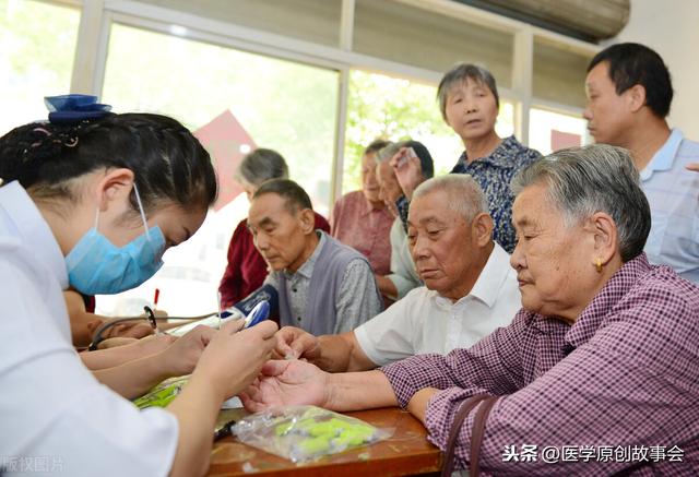 远离高血脂，请记住，晨起两坚持晚上两不要，血脂才会更好