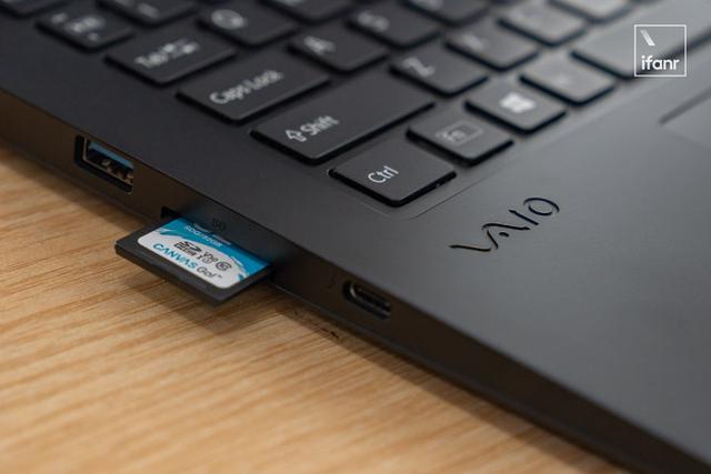 VAIO 侍 14 体验：关于把笔记本做轻量这件小事