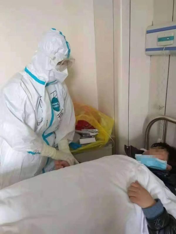 工作|我见到了张伯礼老师，亲自查房开药方……