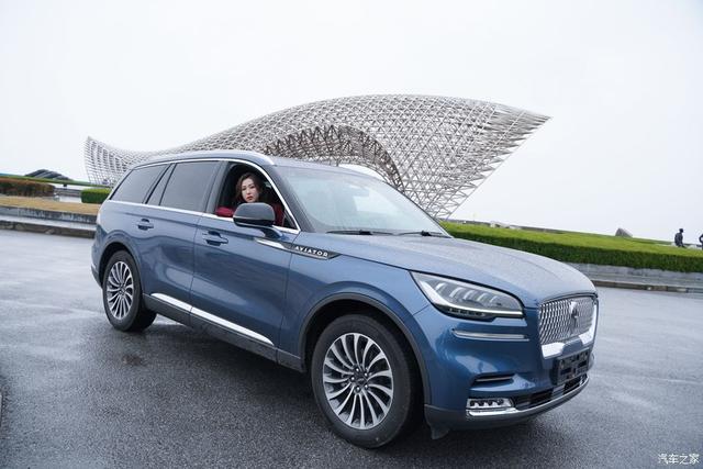 『约吗旅行』美女携飞行家的一天