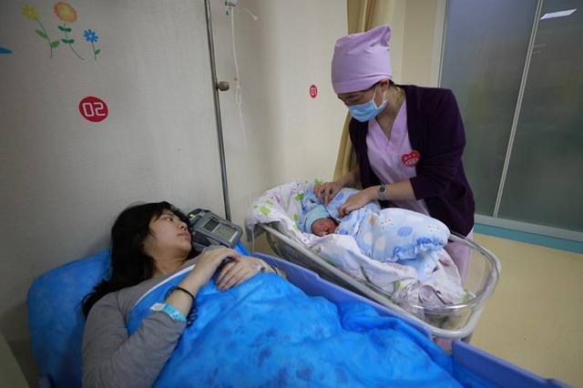 超级宝妈■“产后宫缩痛”，疼到六亲不认，新妈妈早了解正确缓解