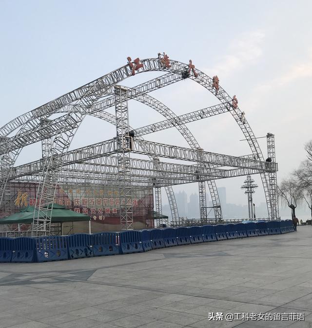 玩乐足迹▲枯水期的汉口江滩走上一小段