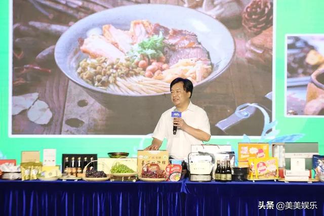 9号放映厅|《奔跑吧》桂林见面会,跑男团现场嗦粉“嗦到上头”