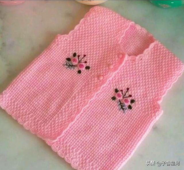 超级宝妈▲多款适合春季穿的幼儿开衫、背心，漂亮又可爱，快来织一件吧