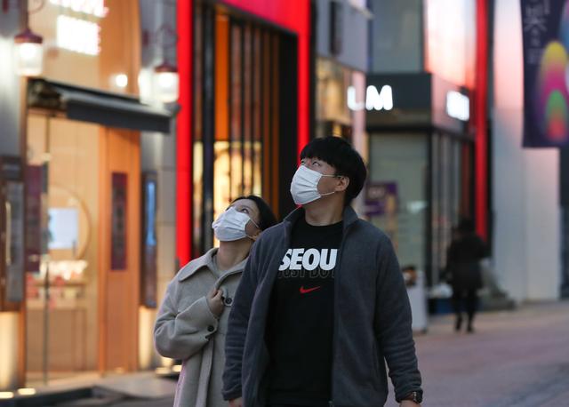 实体店|新冠疫情重挫韩国美妆实体店