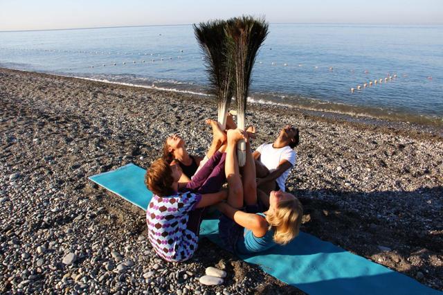 「世界那么大」出国“整顿”身心，医疗旅游持续升温，体验医疗和旅游的奇妙结合