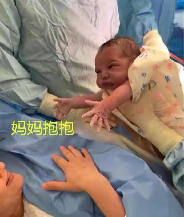 超级宝妈▲为何宝宝出生后，就会第一时间找妈妈呢？这些原因好暖心