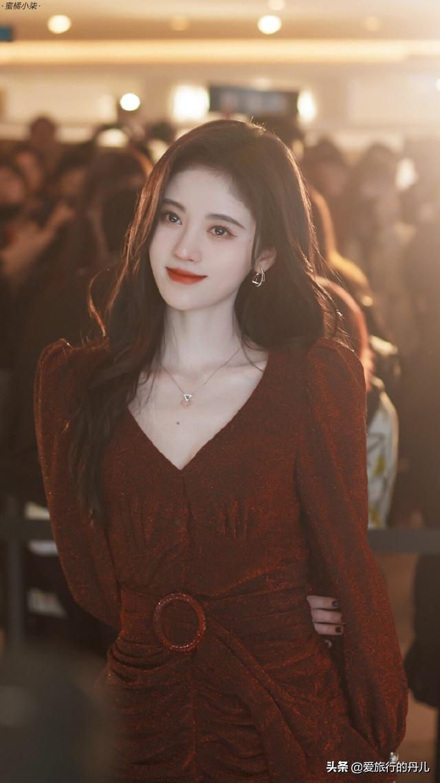 退场|那些被誉为“千年、万年一遇”的美少女：你觉得哪个最美？