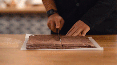 什么圣诞节，不就是找个借口吃蛋糕吗？