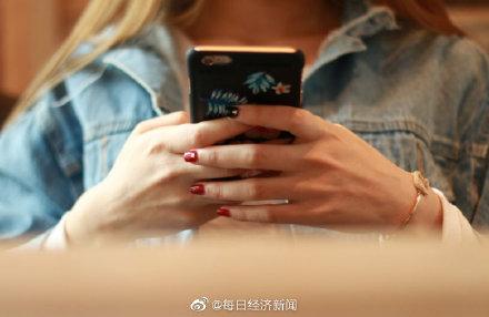 光明网：英国全体电信运营商向民众发短信敦促人们留在家中 属英国电信业首次