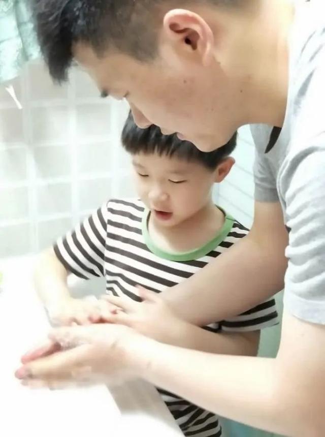 梦的色彩|“爸”气十足，父出真爱
