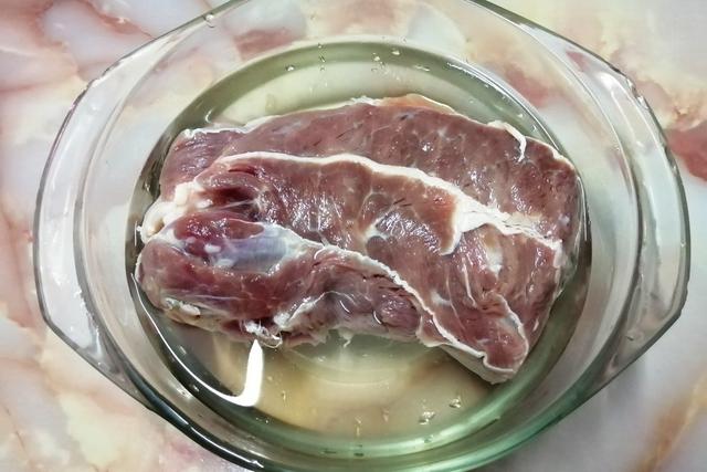 20年秘制酱牛肉配方，其实诀窍很简单，酱香浓郁，怎么切都不散