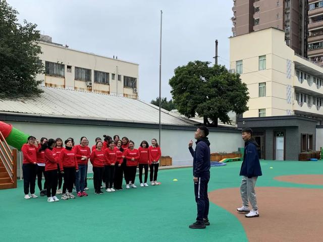 “足”够精彩，“足”梦前行——福州市台江实验幼儿园开展教师足球培训活动