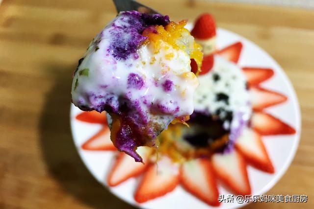 圣诞节，用南瓜、草莓等7种食材做“圣诞蛋糕”，好看好吃真开心