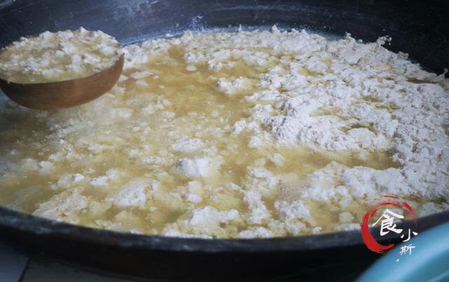 天底下那么多的物质，为什么只有卤水能点豆腐？到底是什么原理？