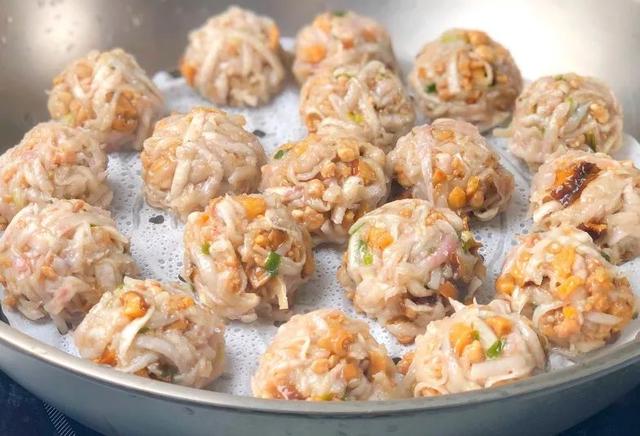 家里都有的这些食材，搭在一起，炒一炒蒸一蒸竟意外好吃