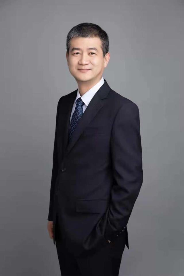 医学院|做完白内障手术，55岁杭州大姐的眼睛竟“返老还童”了