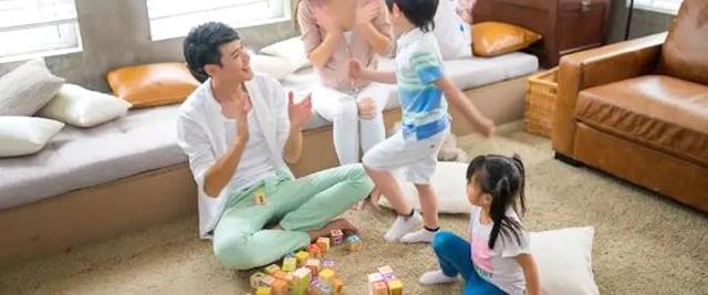 「超级宝妈」成人想告诉孩子一些道理,最好的方式是“玩给他看”