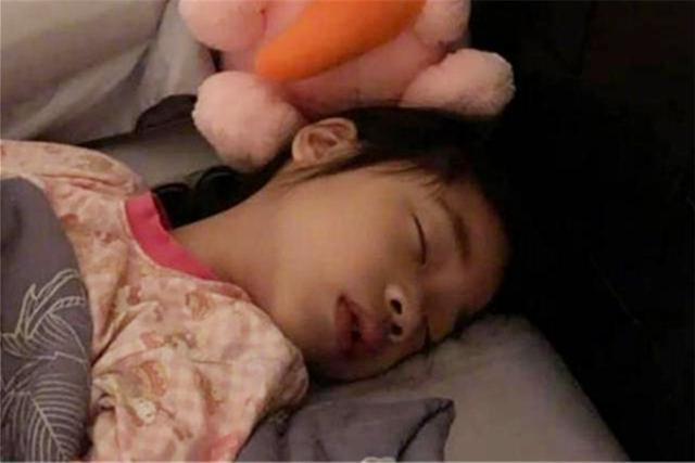 超级宝妈■挺可爱的孩子结果越长越丑，甚至像“猩猩”？检查之后宝妈后悔了